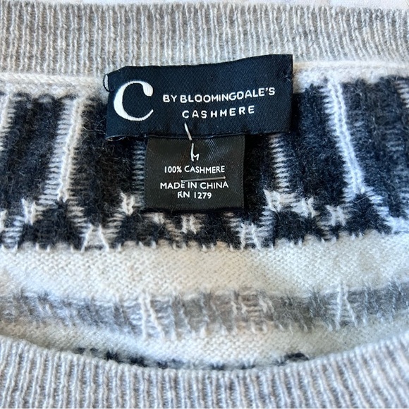 Bloomingdale’s 100% Cashmere Fair Isle Sweater SZ M - Picture 2 of 3